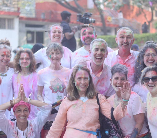 holi4